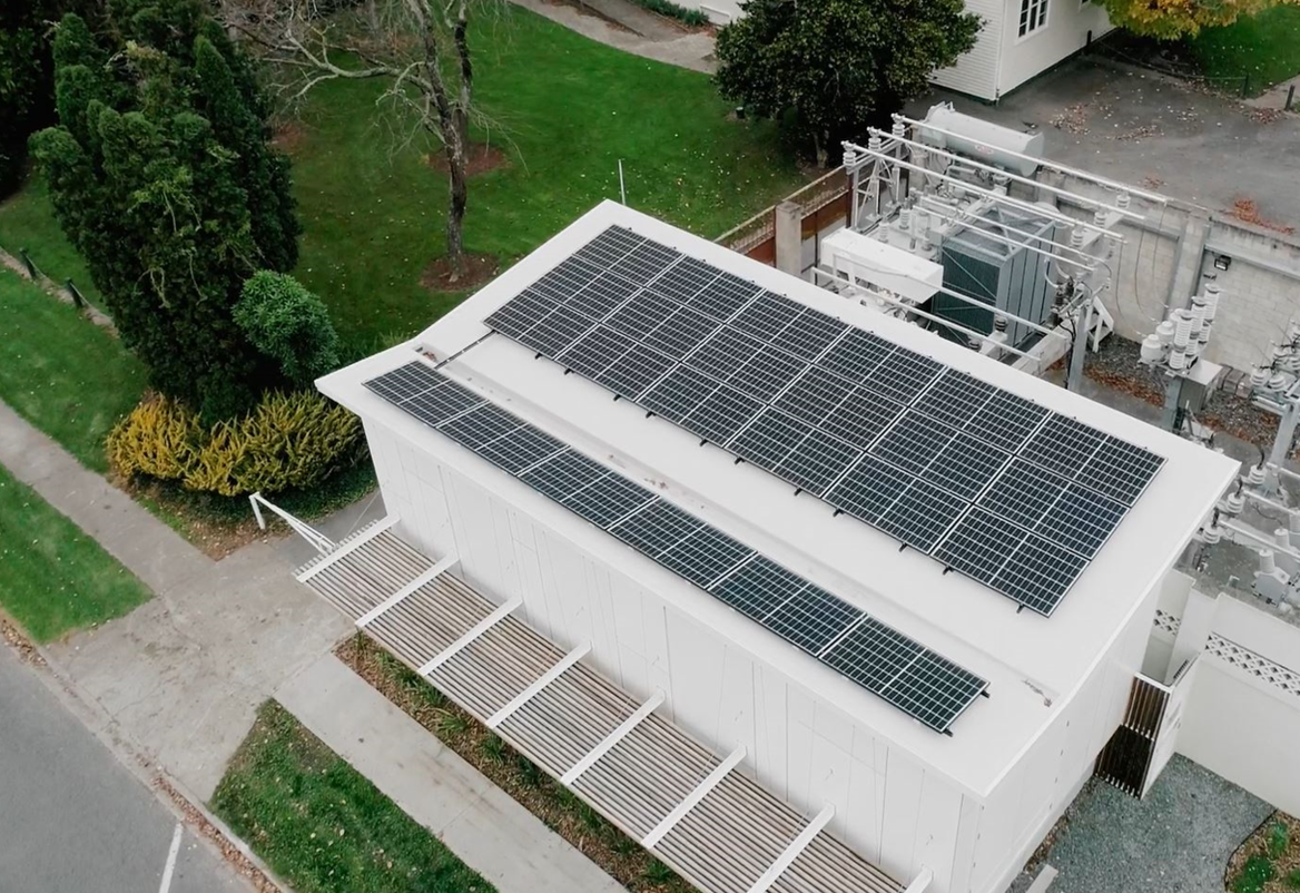 Solar Roof Integration for Commercial Buildings in Lexington, KY